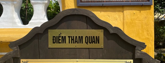 Nhà Thờ Cổ Tộc Trần (Tran Family Temple) is one of Vietnam (Việt Nam).