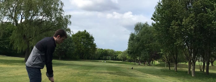 Chorlton-cum-Hardy Golf Club is one of Orte, die Tristan gefallen.