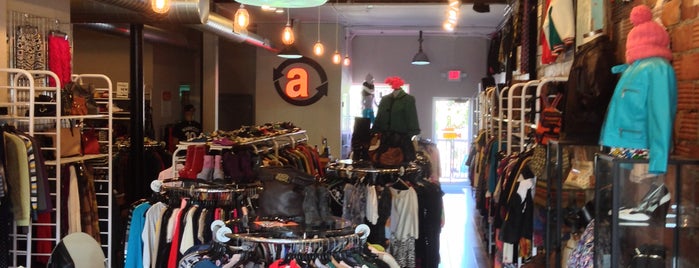 Avalon Exchange Hingetown is one of Thrift Score Cleveland.