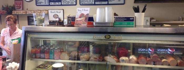 Hobe Sound Deli is one of Local.