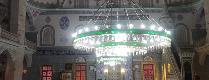 Bağcılar Merkez Camii is one of Mosques.