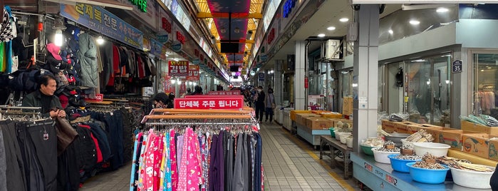 Andong old market is one of 安東[안동].