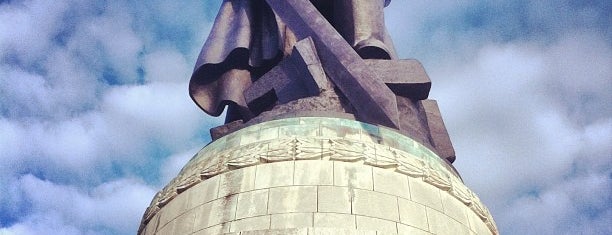 Soviet War Memorial in Treptower Park is one of Why I love Berlin.