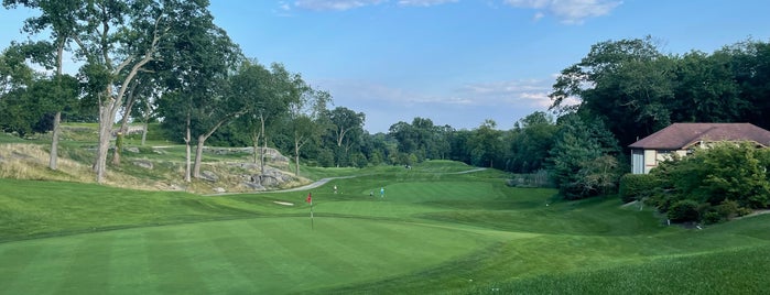 Bonnie Briar Country Club is one of Golf @NY.