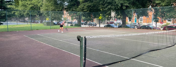 Patterson Park Tennis Courts is one of Tickets to Superbowl.