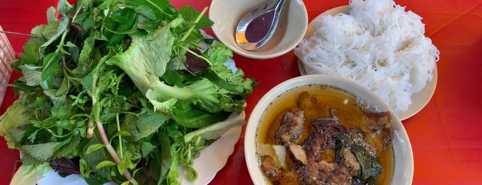 Bún Chả Đắc Kim is one of Hanoi Eats.