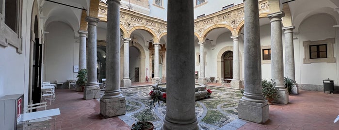 Museo Archeologico "Antonino Salinas" is one of Luoghi interessanti.