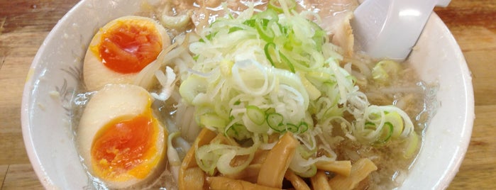 こってりらーめん なりたけ 千葉店 is one of Must-visit Ramen or Noodle House in 千葉市.
