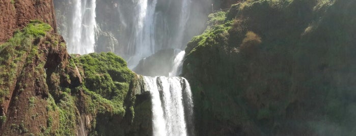 Ouzoud Waterfalls is one of สถานที่ที่ Carl ถูกใจ.