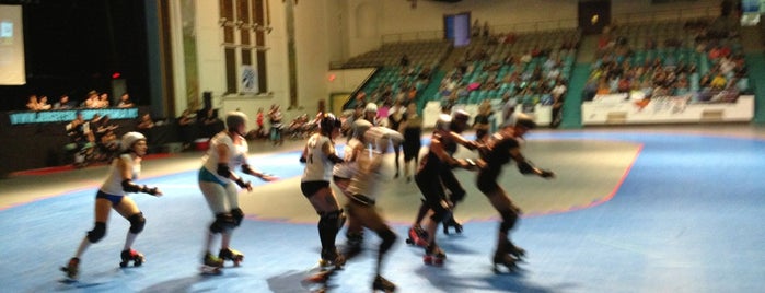 Jersey Shore Roller Girls Roller Derby is one of Jersey Shore InMotion's Local Business Partners.