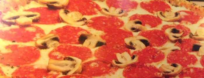 Domino's Pizza is one of Alfaさんのお気に入りスポット.