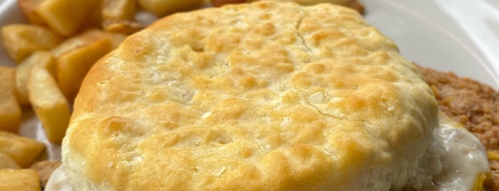 The Big Biscuit is one of Tempat yang Disukai Rob.