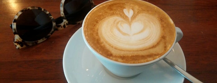 엘카페 is one of Coffee Excellence.