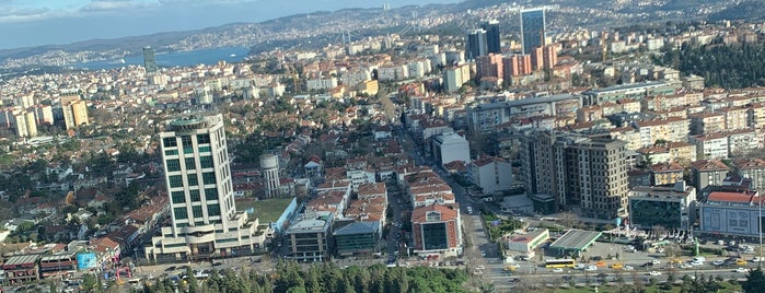 İstanbloom is one of Tempat yang Disukai Şakir.