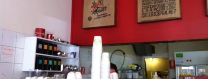 Fresh Espresso & Food Bar is one of Locais salvos de Soraya.