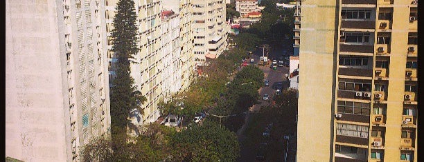 Avenida Hotel Maputo is one of Lieux qui ont plu à Emmanuel.