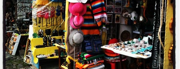 Artesanias Regionales El Quetzal • Teotihuacan is one of Markets e Lojas!.