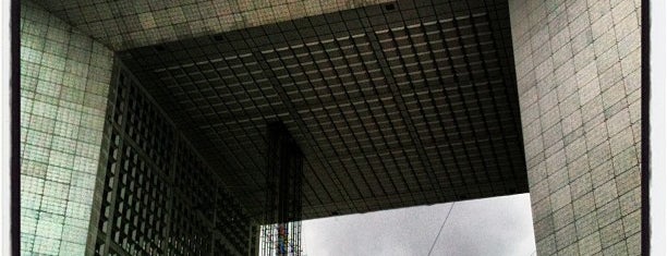 Grande Arche de la Défense is one of Monumentos!.