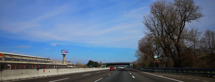 A4 - Seriate is one of A4 Autostrada Torino - Trieste.