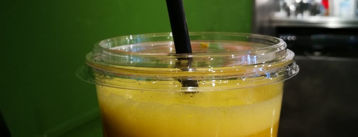 Juicebar Lambrate is one of Locais curtidos por Gi@n C..