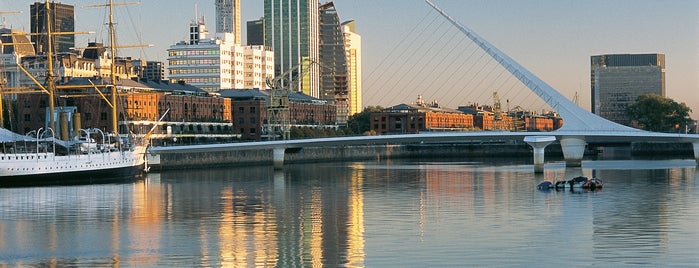 Woman's Bridge is one of Ciudad de Buenos Aires.