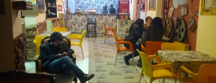 Kitap Cafe is one of Leman Kültür.