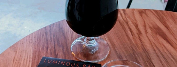 Luminous Bar is one of СПБ.