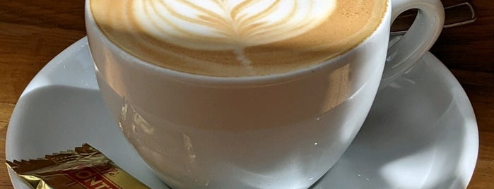 Kaffecentralen is one of Tempat yang Disukai Michael.
