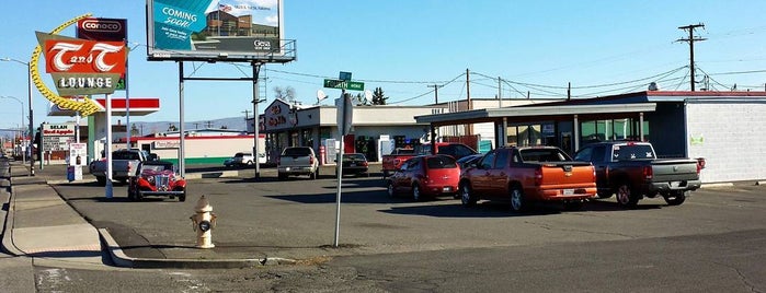 T & T Lounge is one of Neon/Signs Washington.