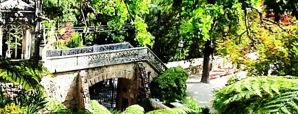 Quinta da Regaleira is one of locais.