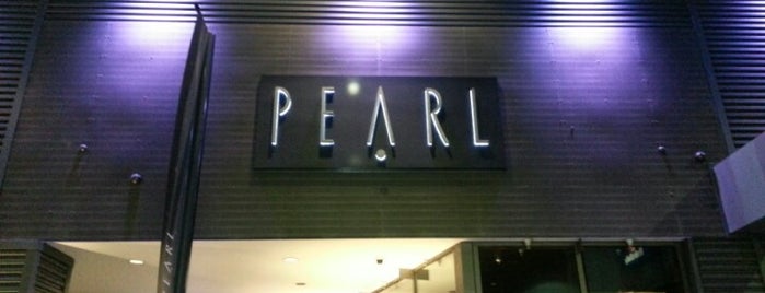 Pearl is one of Jule: сохраненные места.