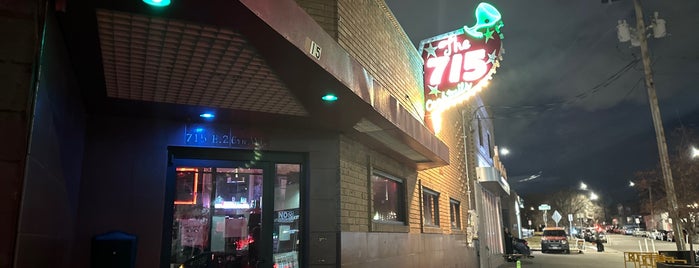 The 715 Club is one of Neon/Signs West 2.