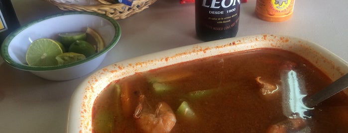 Mariscos El Galan is one of Mis lugares visitados.