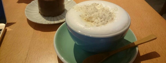 Dela1010 Kaffe is one of Cafe：中正、中山、大同、萬華.
