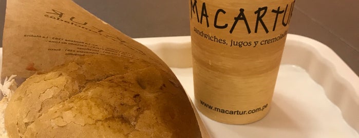 Macartur is one of Sangucherías.