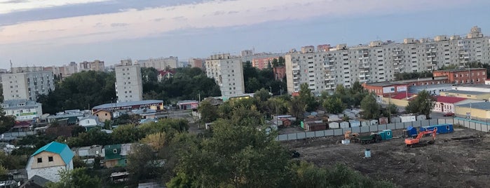 Остановка "6-я линия" is one of Bus stops in Omsk.