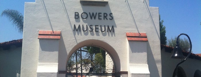 Bowers Museum is one of Entertainment.