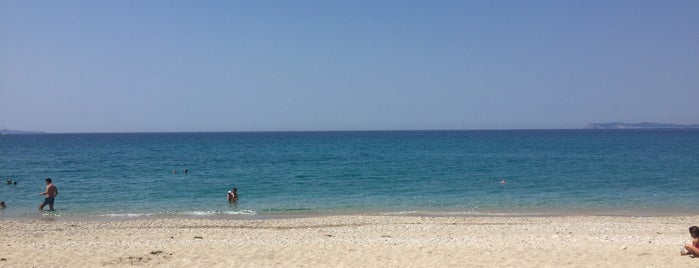 Karavostasi Beach is one of Παραλίες.