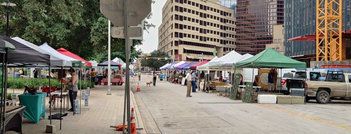 Austin Farmers Market is one of Grocery Stores.