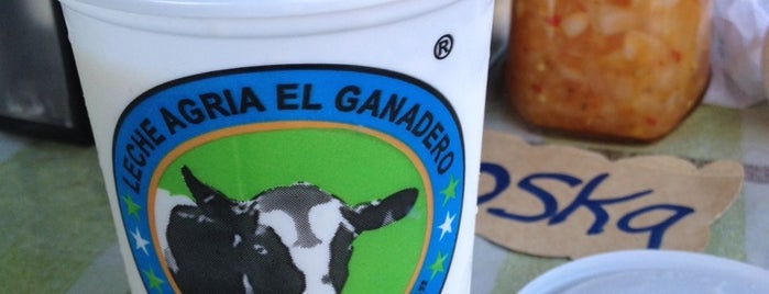 Leche Agria El Ganadero is one of Carlさんのお気に入りスポット.