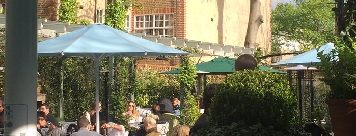 The Ivy Chelsea Garden is one of London – Restaurants 🍴🍷.