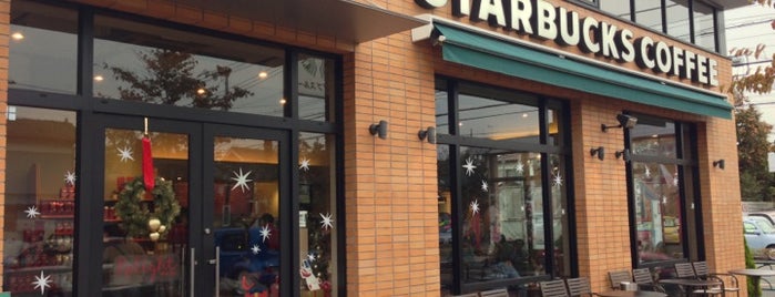 Starbucks is one of Tempat yang Disukai 🍩.