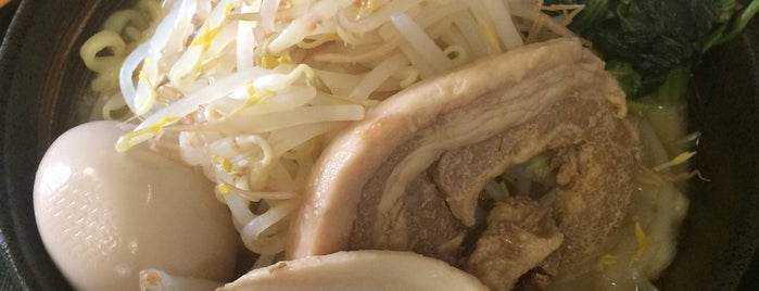 麺屋 王蔵 is one of インスパ🍜.