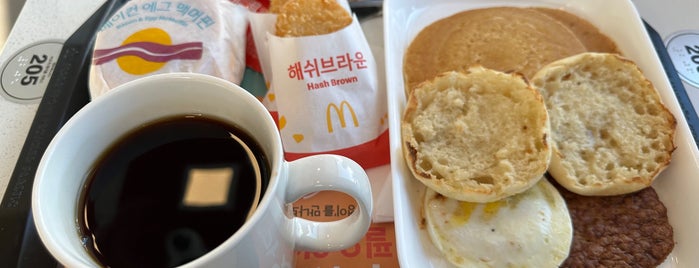 McDonald's is one of Мои места.