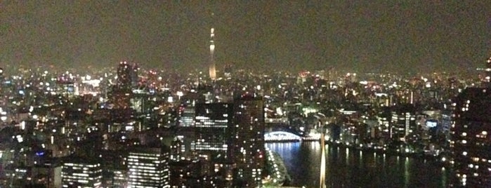 聖路加タワー is one of Nightview of Tokyo +α.