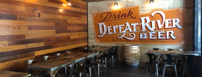 Defeat River Brewery is one of Kenan'ın Kaydettiği Mekanlar.