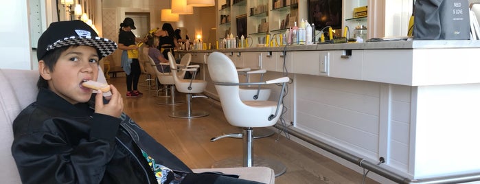 Drybar is one of Hot.