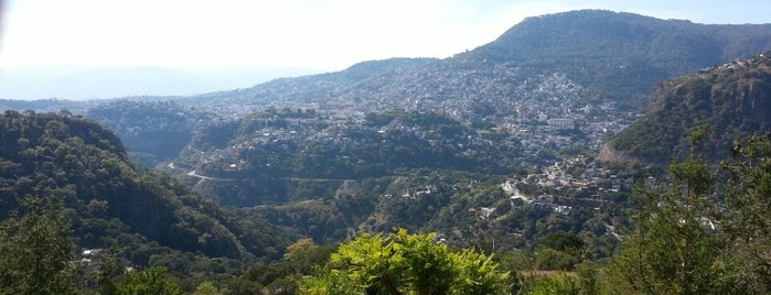 Villas de la Montaña is one of Montetaxco.