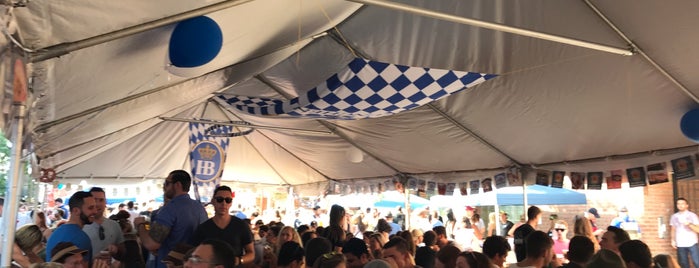 Oktoberfest is one of Thomas : понравившиеся места.