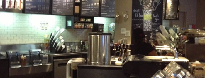 Starbucks is one of Tempat yang Disimpan william.